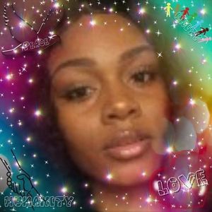 Meet your Posher, Tiffney